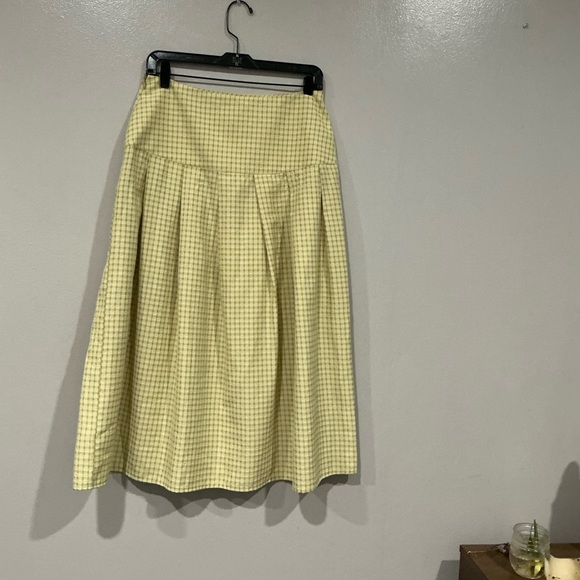Women’s Checked Pleated Skirt.  Yellow Plaid - Picture 10 of 15